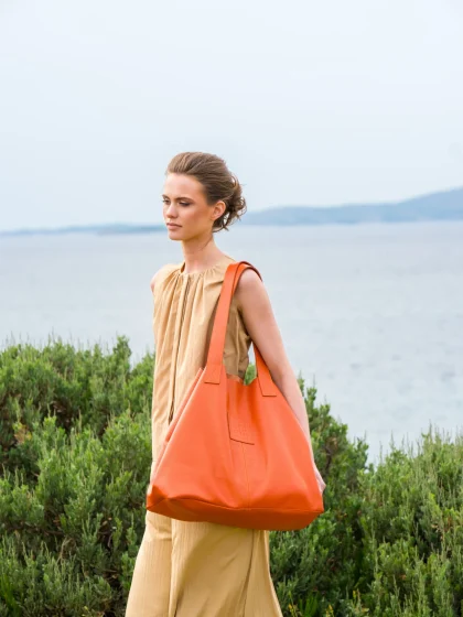 2D3D7244-2DA4-4C7F-904A-D97027C6C2AC