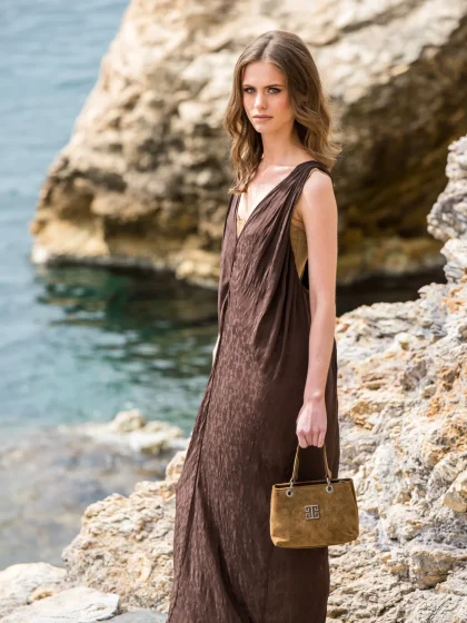 39C613D6-97E7-405D-96B3-443517EEB1F6