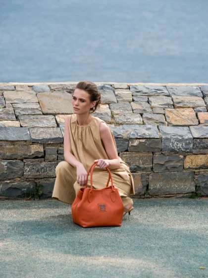 5FC1C0D9-A636-44DE-9DE7-99B64ABEE27F