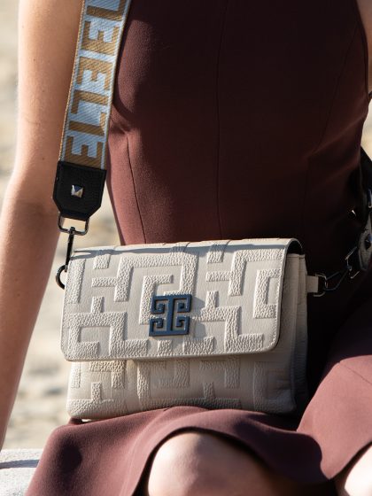 ANTIPAROS_EMBOSSED_LEATHER_ECRU_MODEL2