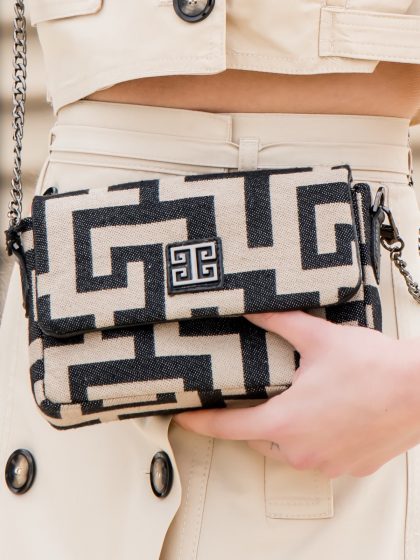 ASIMINA_CLASSIC_PATTERN_BEIGE_BLACK_MODEL4