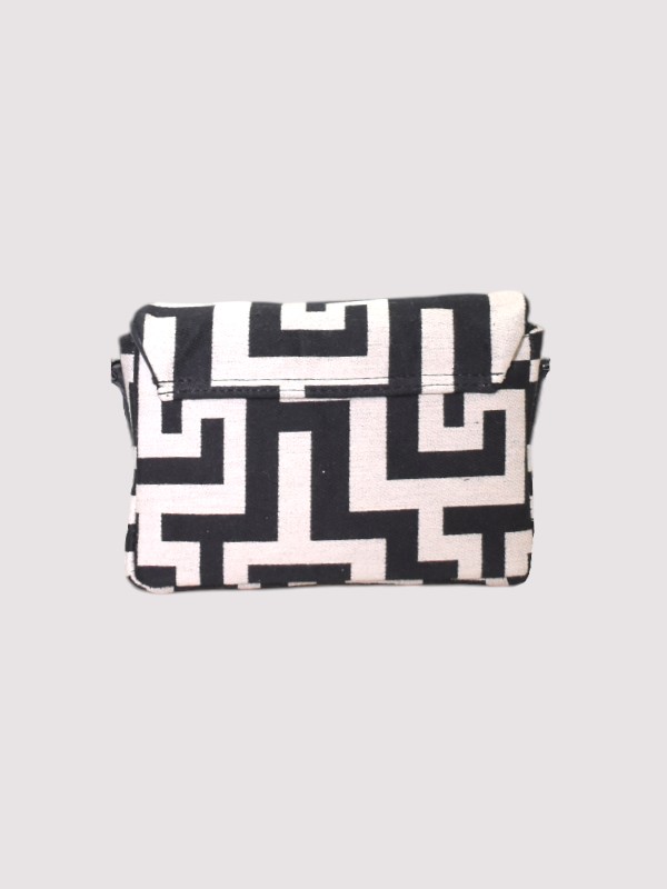 ASIMINA_CLASSIC_PATTERN_ECRU_BLACK (1)