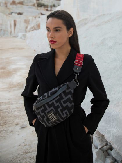 DORIS_G_GREY_BLACK_MODEL2