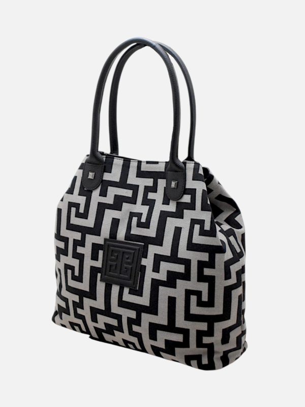 THETIS SMALL (2)